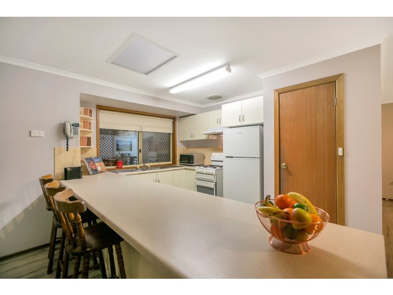 8 Montpelier Street, Woodcroft SA 5162