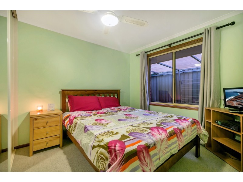 8 Montpelier Street, Woodcroft SA 5162