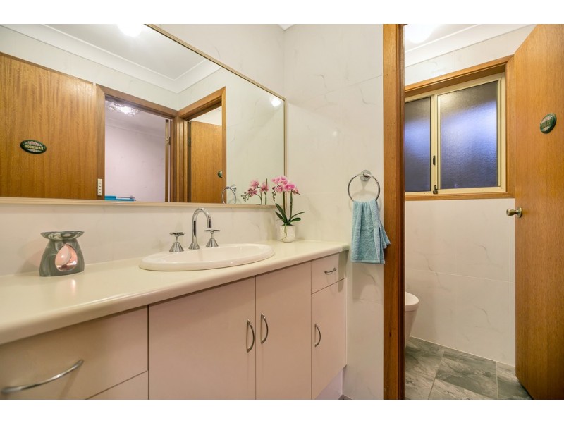 8 Montpelier Street, Woodcroft SA 5162