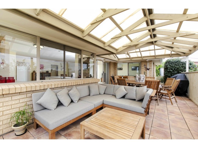 16 Parken Court, Noarlunga Downs SA 5168