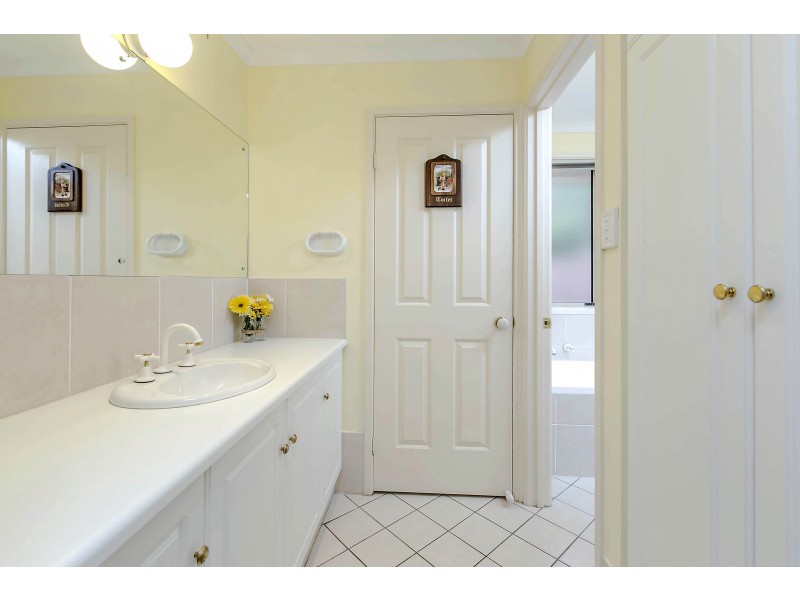 16 Parken Court, Noarlunga Downs SA 5168