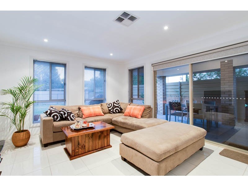 17 Compass Drive, Seaford SA 5169