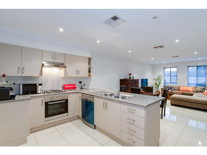 17 Compass Drive, Seaford SA 5169
