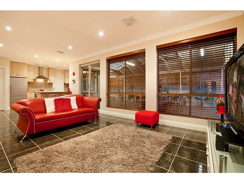 17 Jamieson Street, Moana SA 5169