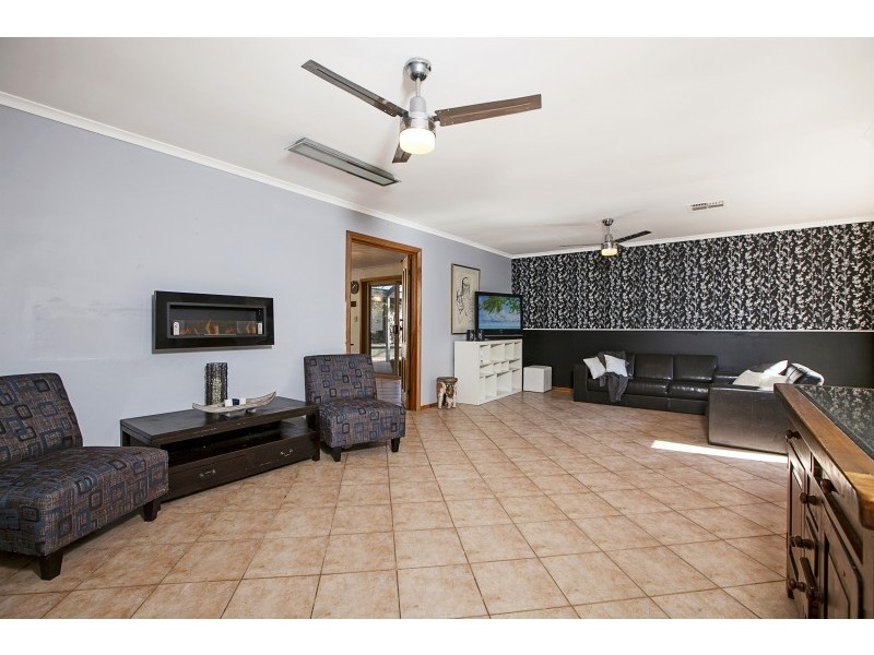 4 Martinique Drive, Seaford Rise SA 5169