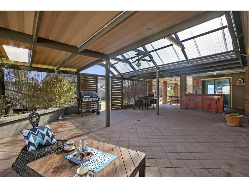 4 Martinique Drive, Seaford Rise SA 5169