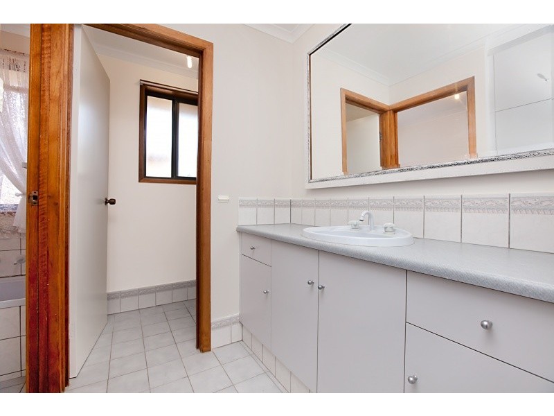 35 Barbados Drive, Seaford Rise SA 5169