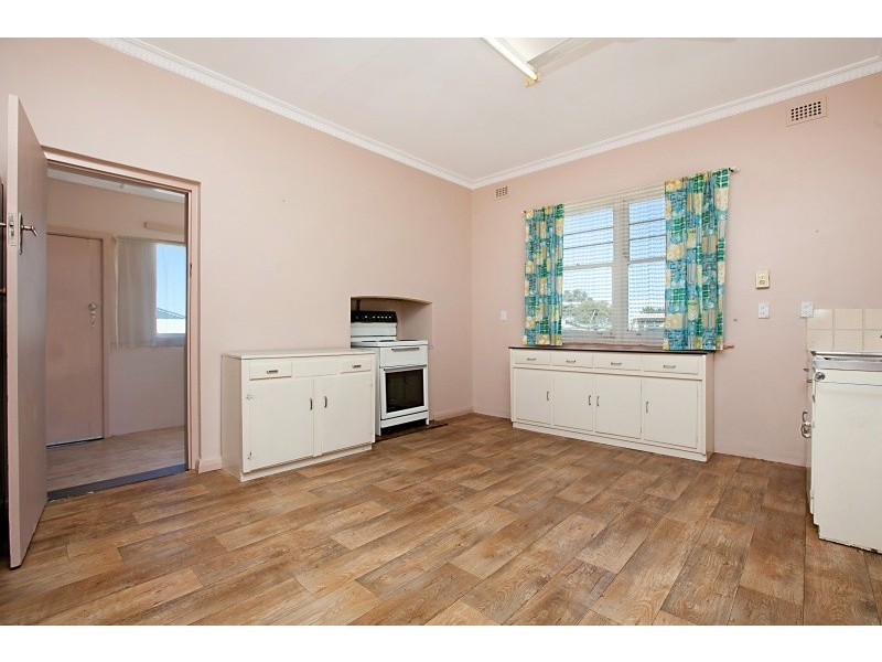 32 Maturin Avenue, Christies Beach SA 5165