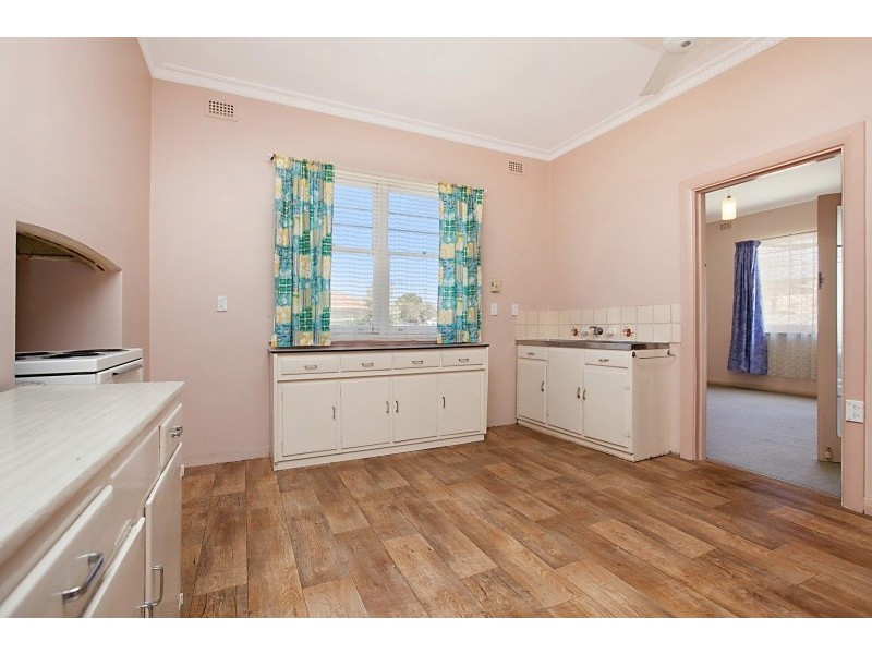 32 Maturin Avenue, Christies Beach SA 5165