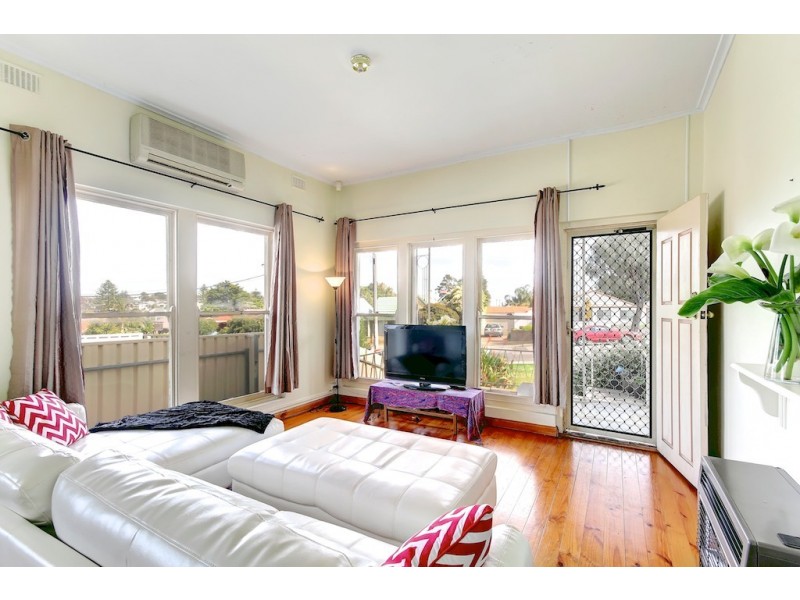 16 Roy Terrace, Christies Beach SA 5165