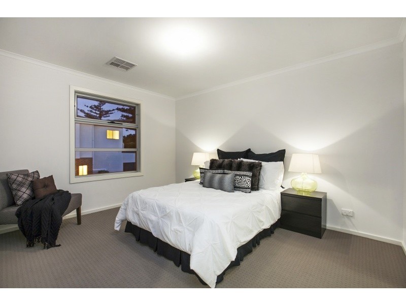 1 / 27 Roy Terrace, Christies Beach SA 5165