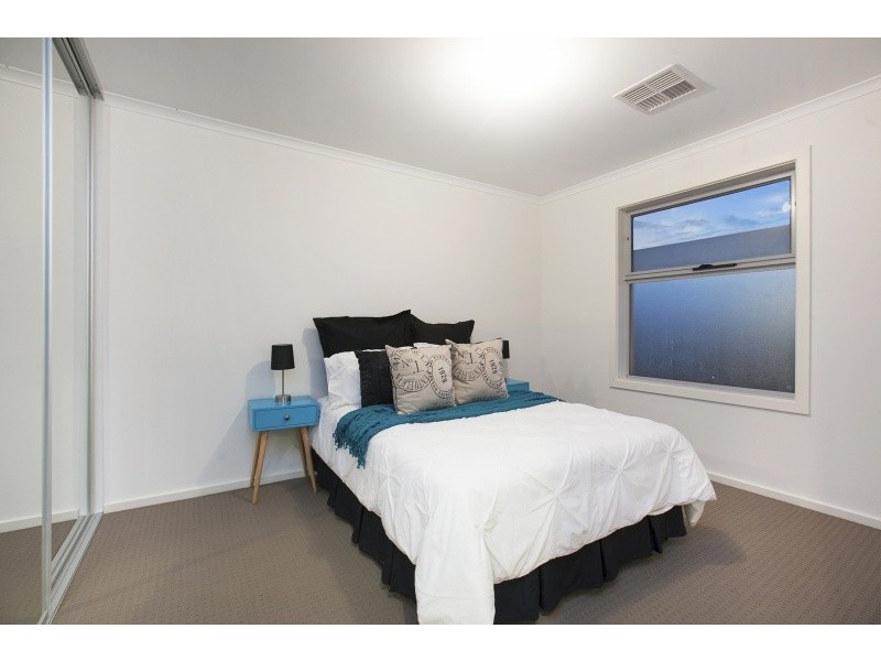 1 / 27 Roy Terrace, Christies Beach SA 5165