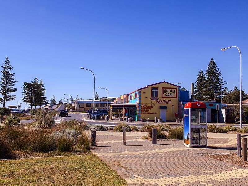 10 Third Avenue, Moana SA 5169