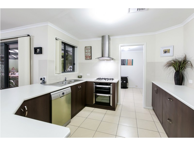 14 Cowrie Drive, Seaford Rise SA 5169