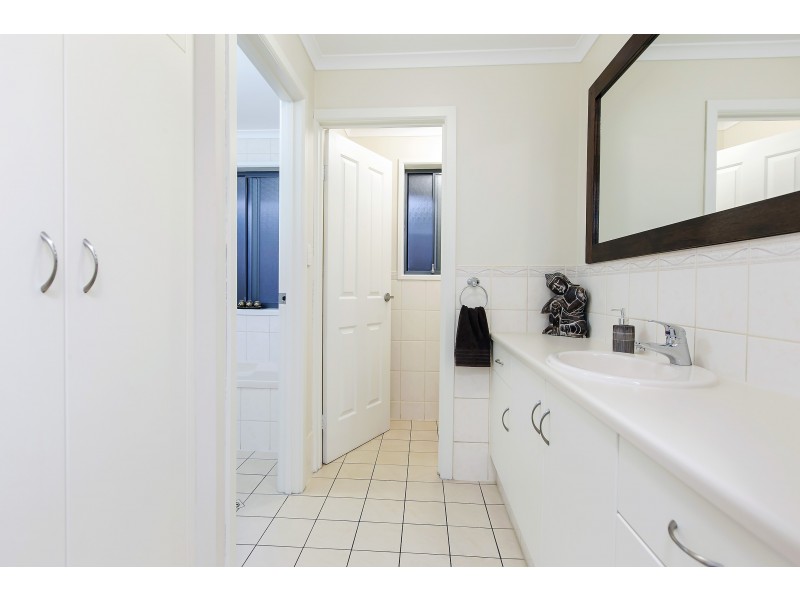 14 Cowrie Drive, Seaford Rise SA 5169