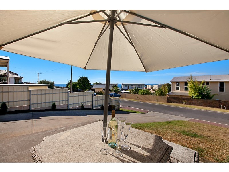 14 Dale Avenue, Christies Beach SA 5165