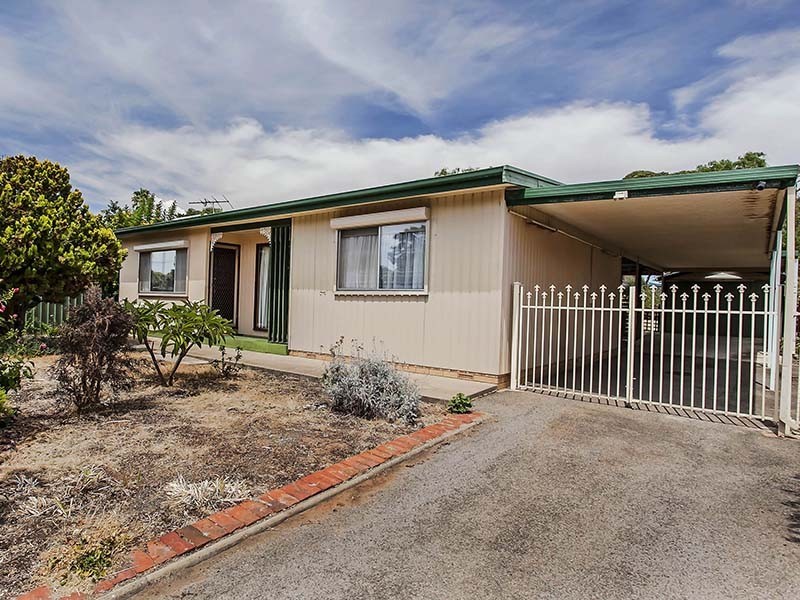 48 Fenton Avenue, Christies Beach SA 5165