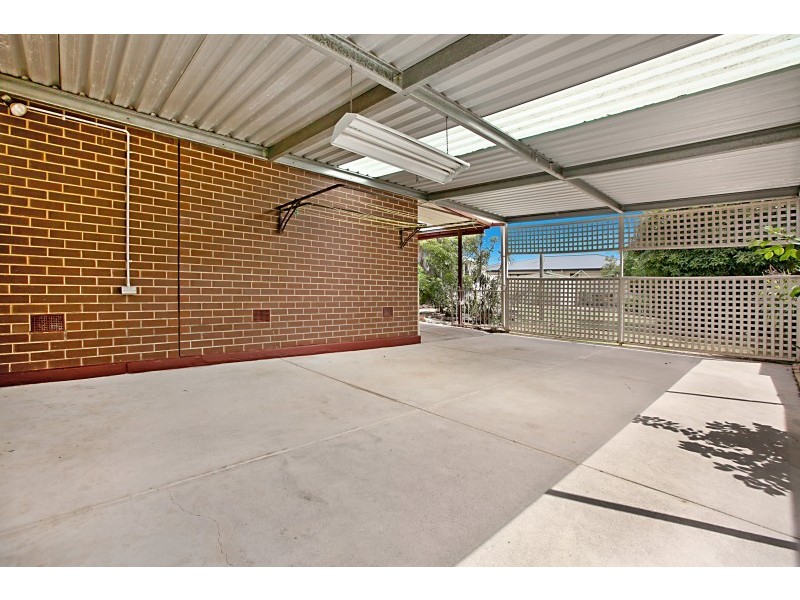 25 Barnabas Crescent, Christie Downs SA 5164