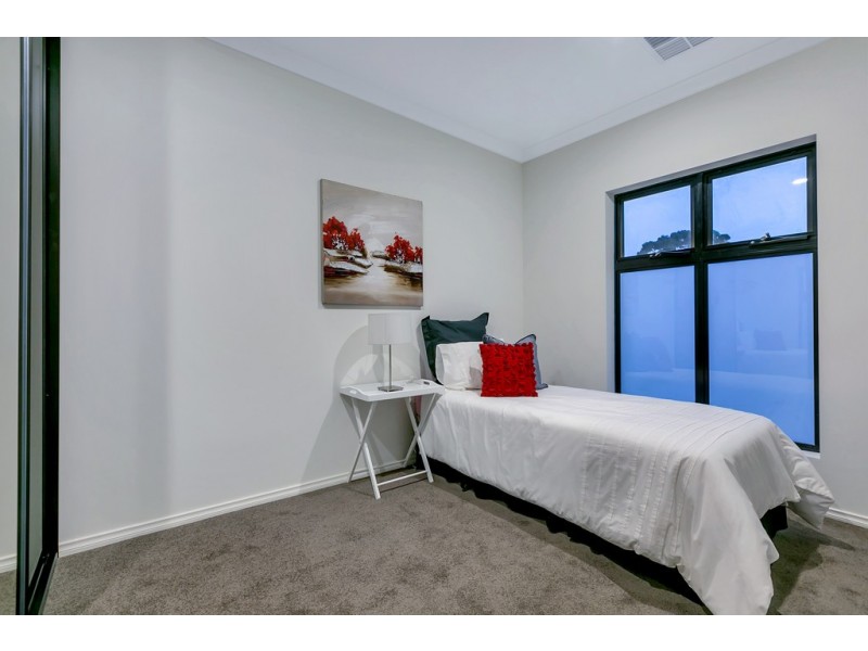 4, 24 Sismey Road, Christies Beach SA 5165