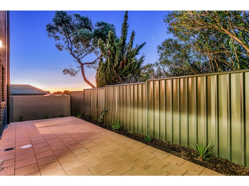 4, 24 Sismey Road, Christies Beach SA 5165