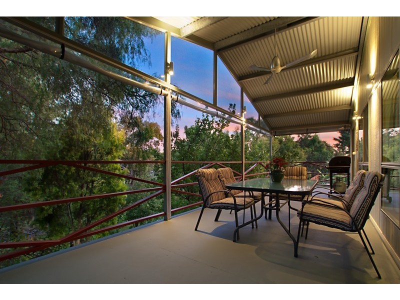 26 Arachne Drive, Hallett Cove SA 5158