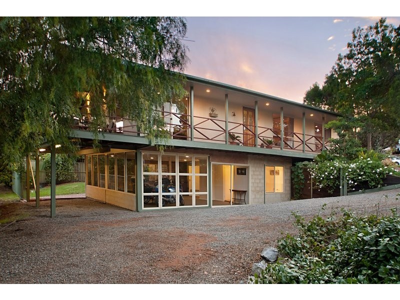 26 Arachne Drive, Hallett Cove SA 5158