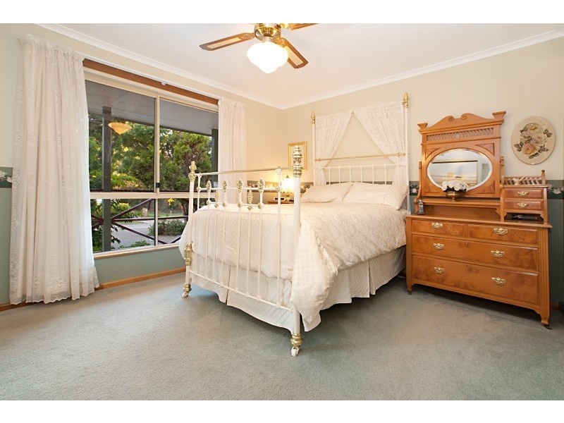 26 Arachne Drive, Hallett Cove SA 5158