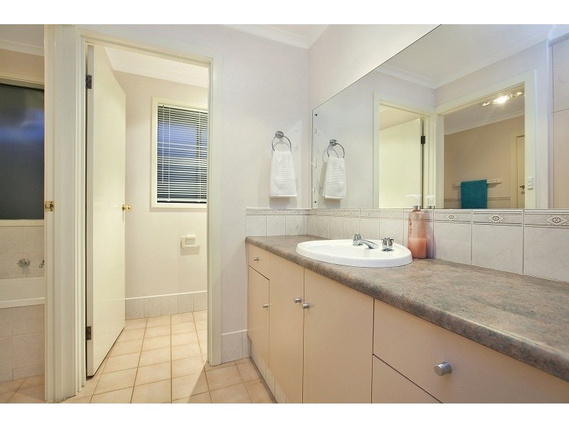 12 Armada Way, Seaford Rise SA 5169