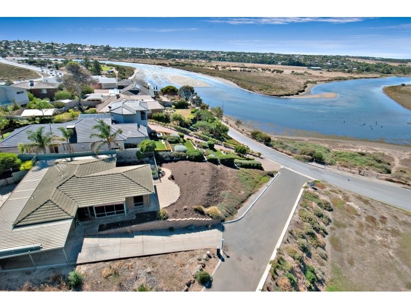 8 Britain Drive, Port Noarlunga South SA 5167