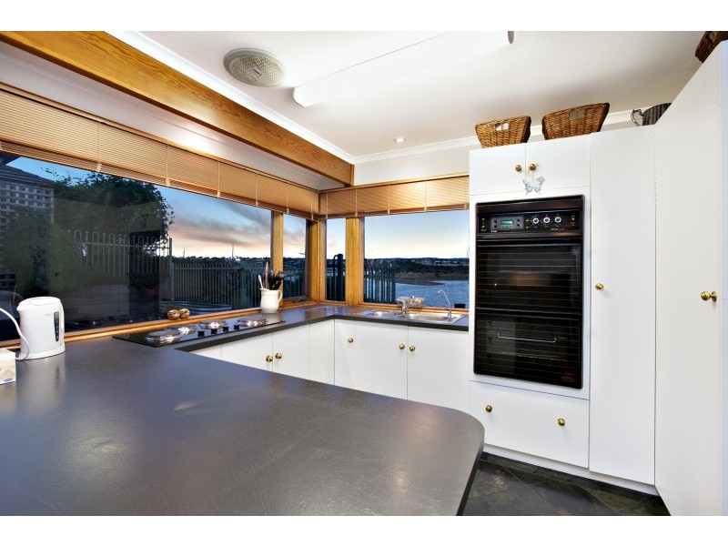 8 Britain Drive, Port Noarlunga South SA 5167