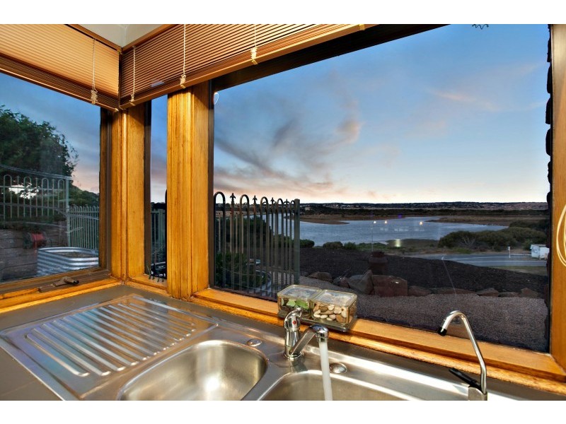 8 Britain Drive, Port Noarlunga South SA 5167