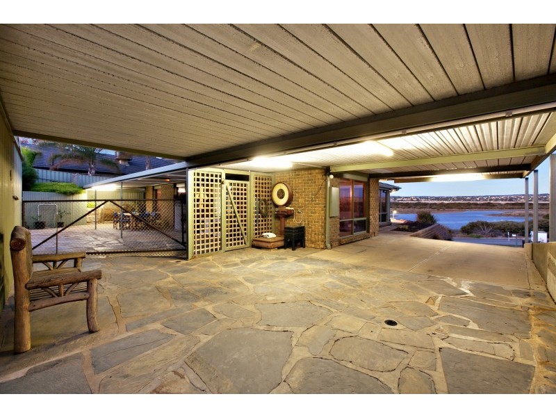 8 Britain Drive, Port Noarlunga South SA 5167