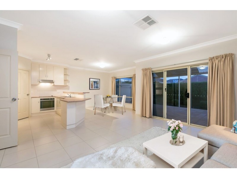 18 Henley Circuit, Seaford Rise SA 5169