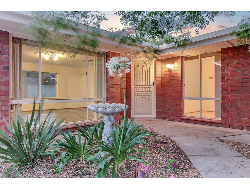 44 Sir James Hardy Way, Woodcroft SA 5162