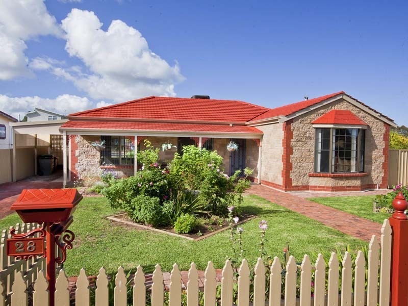 28 Clovelly Avenue, Christies Beach SA 5165