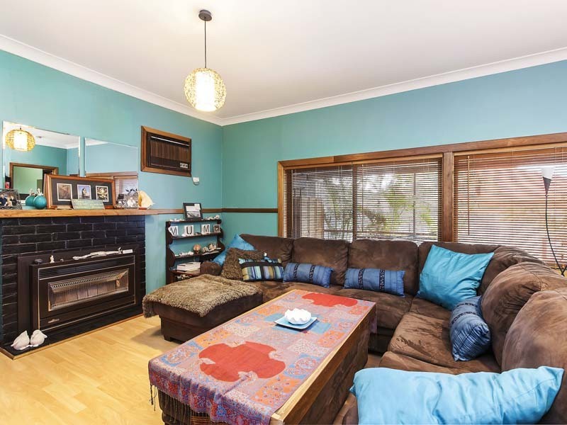 10 Saltash Avenue, Christies Beach SA 5165