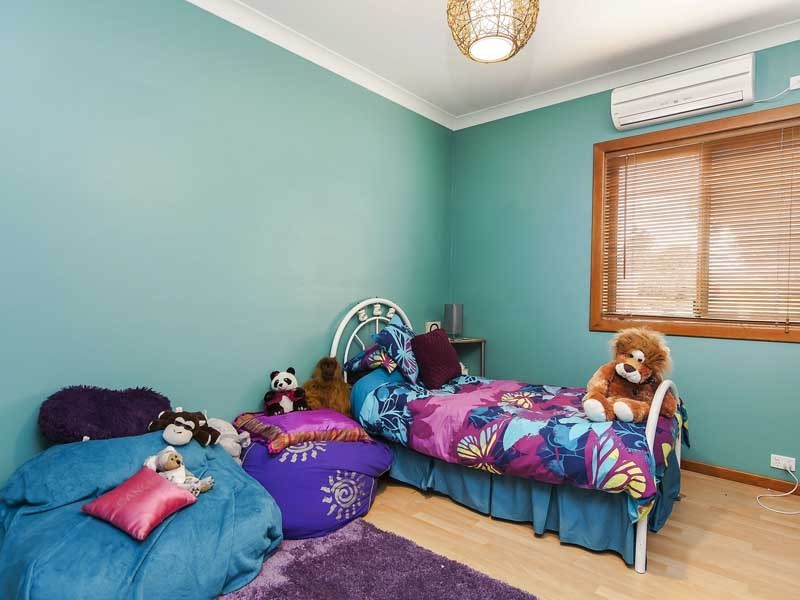 10 Saltash Avenue, Christies Beach SA 5165