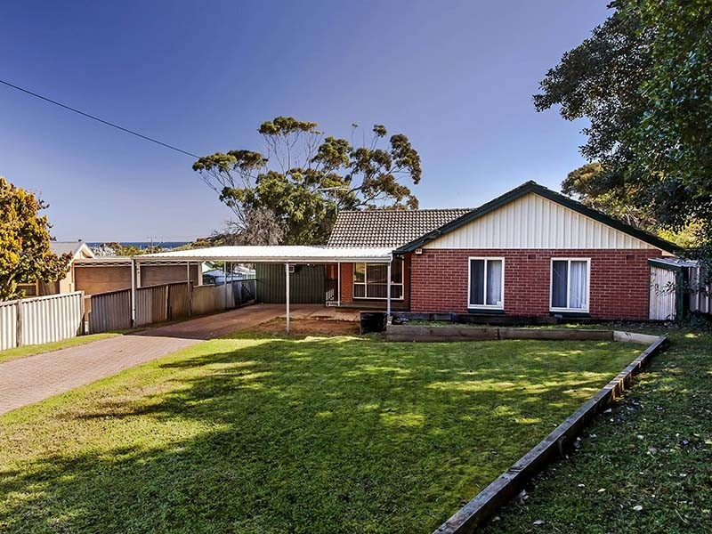 11 Roopena Street, O’sullivan Beach SA 5166