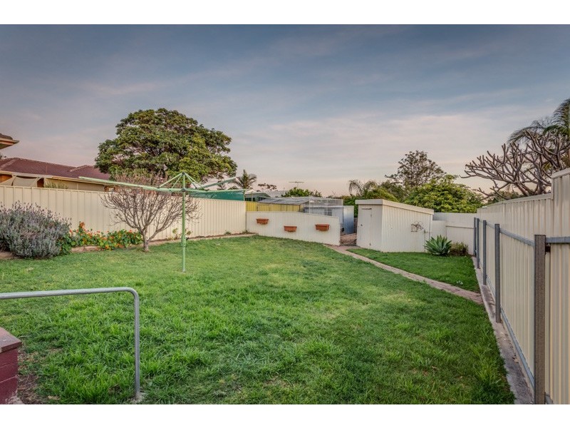 8a Hooper Place, Christies Beach SA 5165