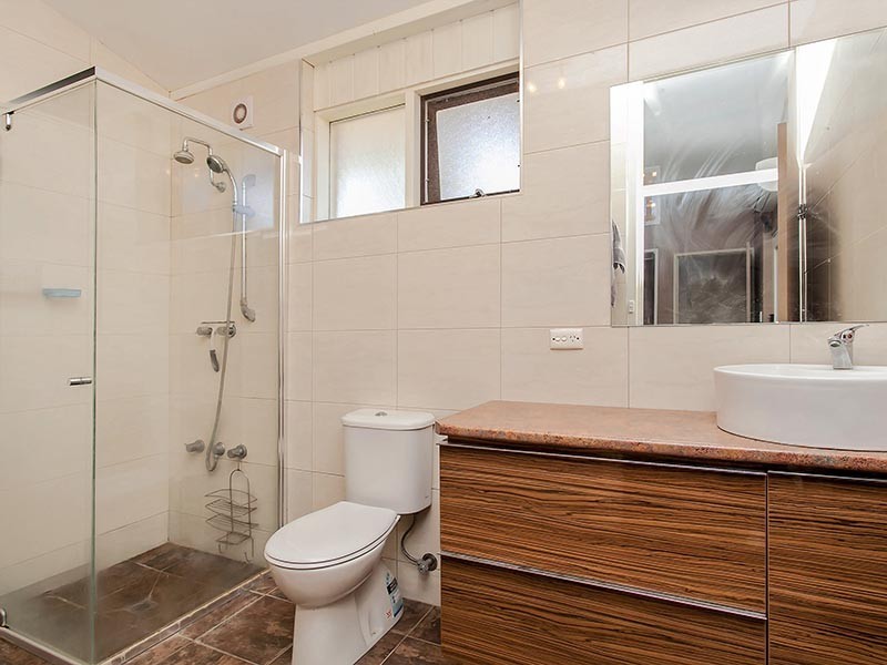 15 Elena Crescent, Hallett Cove SA 5158