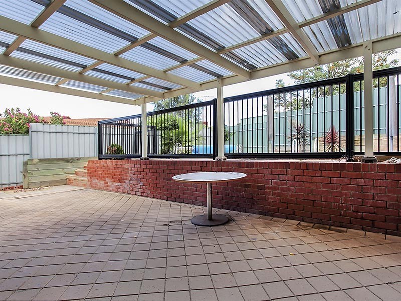 15 Elena Crescent, Hallett Cove SA 5158