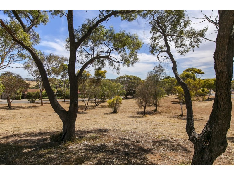 38 Finian Road, Christie Downs SA 5164