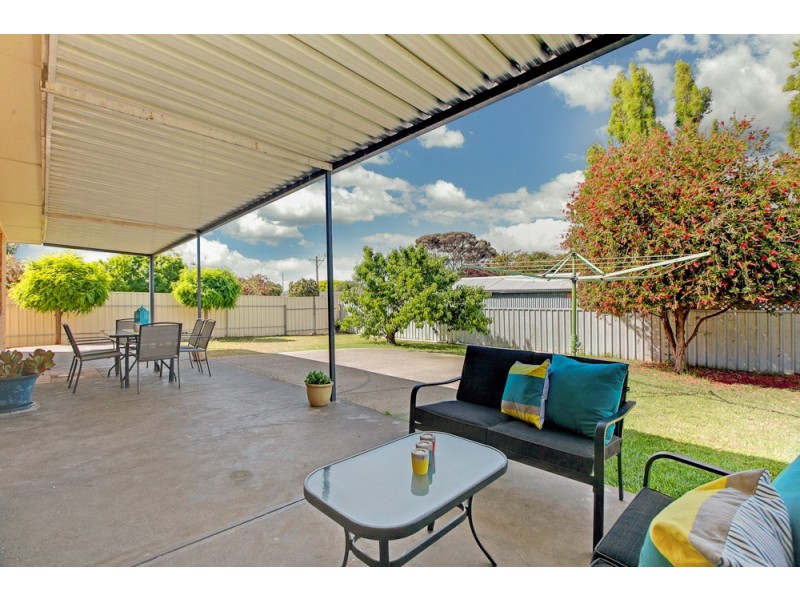 24 Harrow Road, Reynella SA 5161