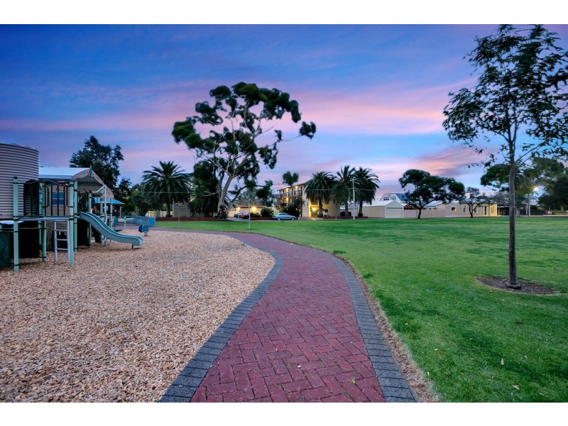 3 / 17 Caroline Street, Glenelg North SA 5045