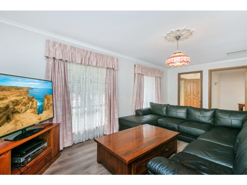 17 Sandhurst Avenue, Noarlunga Downs SA 5168