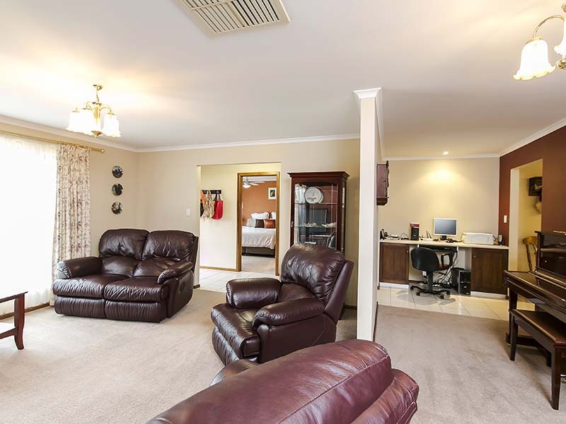 38 St Andrews Way, Morphett Vale SA 5162