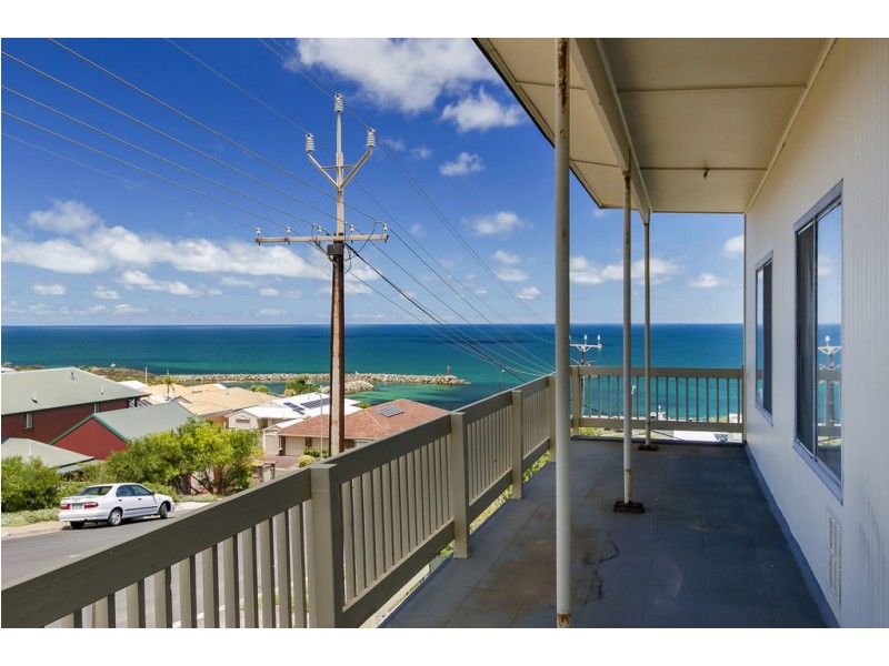 3 Baden Terrace, O’sullivan Beach SA 5166