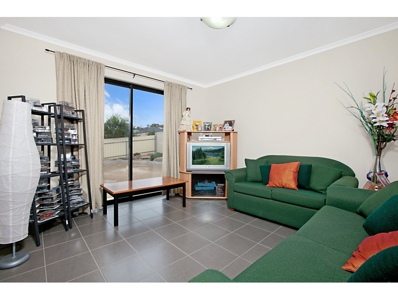 17 Fuschia Street, Huntfield Heights SA 5163