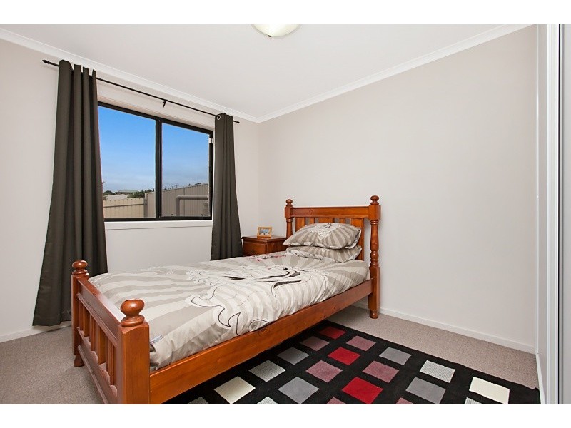 17 Fuschia Street, Huntfield Heights SA 5163