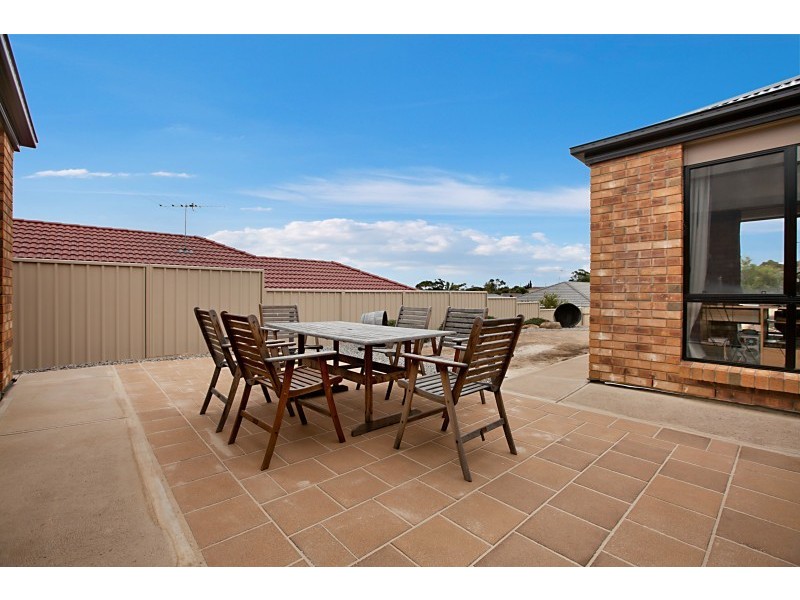 17 Fuschia Street, Huntfield Heights SA 5163